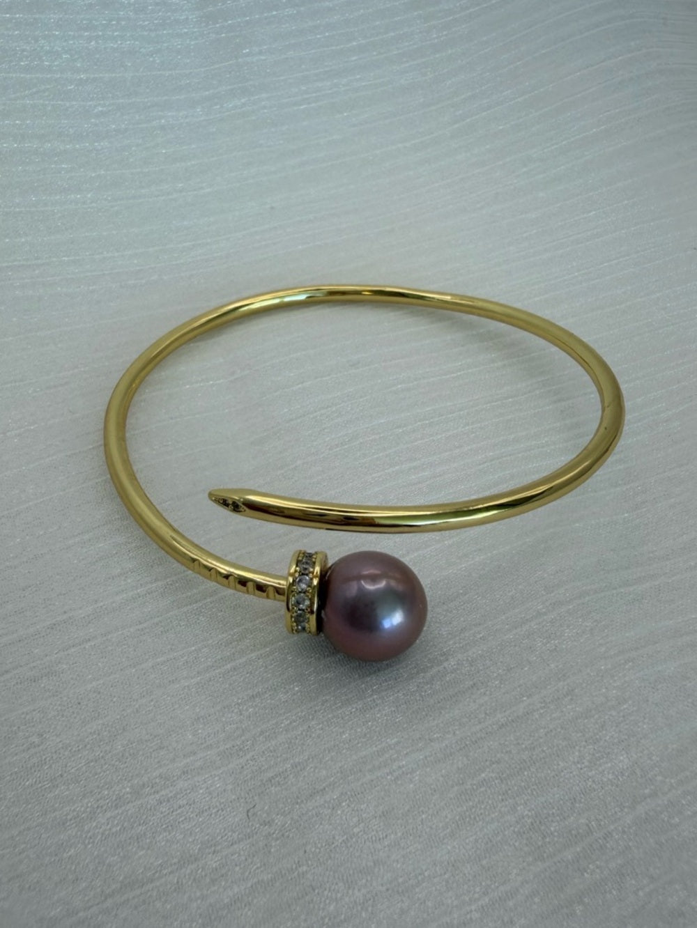 Pavé Nail Edison Pearl Cuff