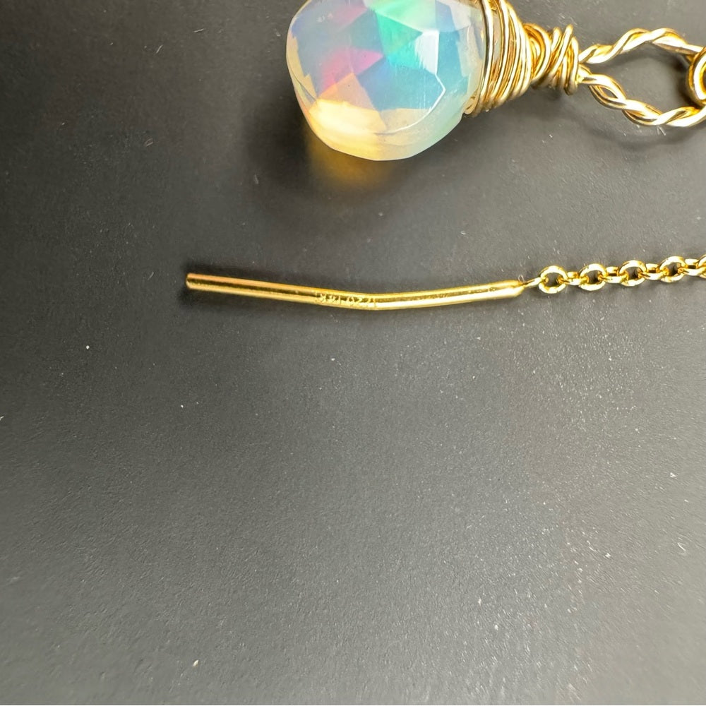 TH2415 Ethiopian Opal Gold Threaders