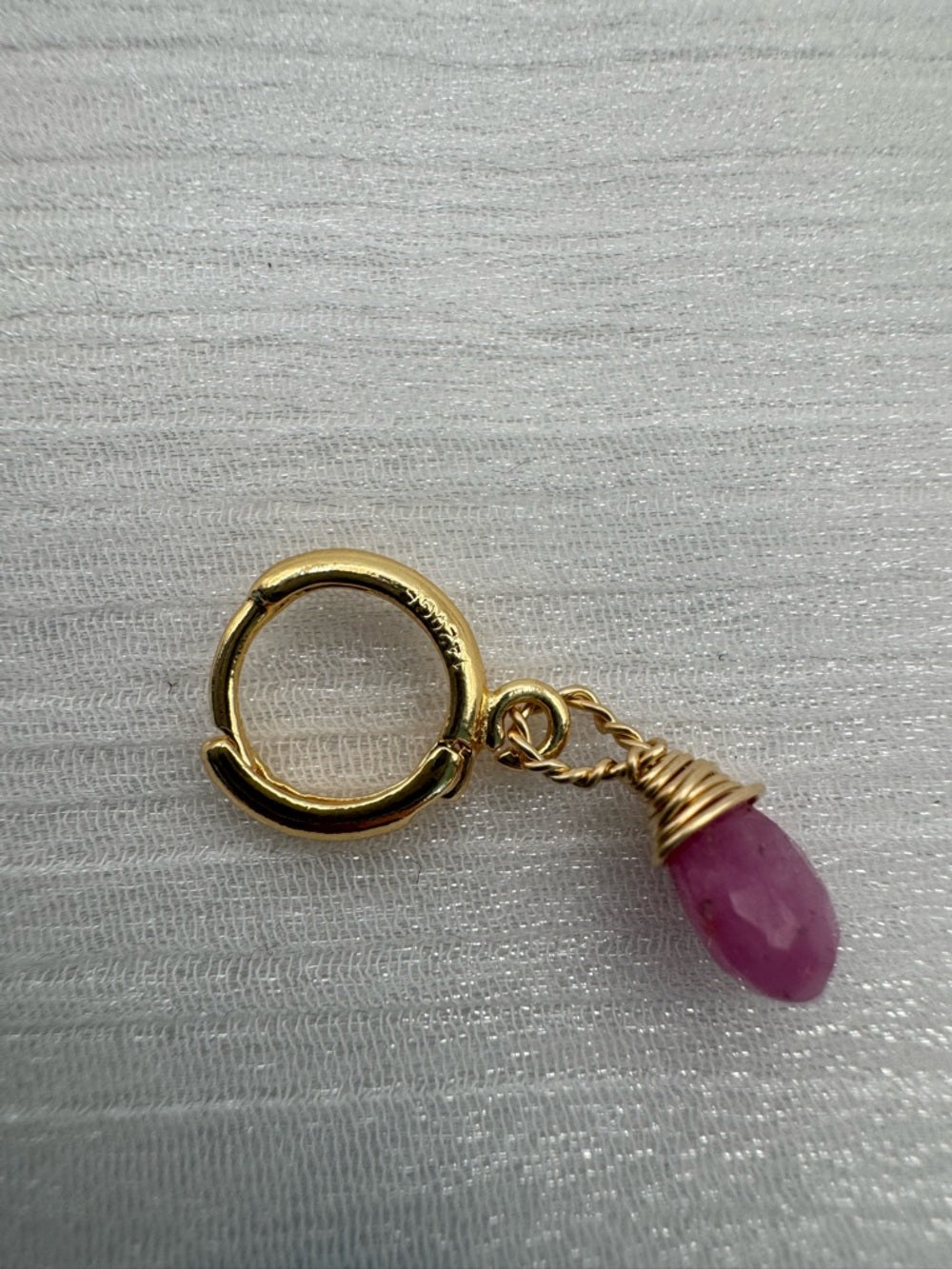 HG003 Pink Amethyst Huggies