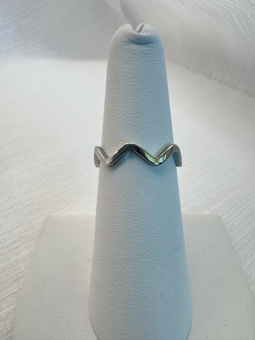 Silver Wavy Ring