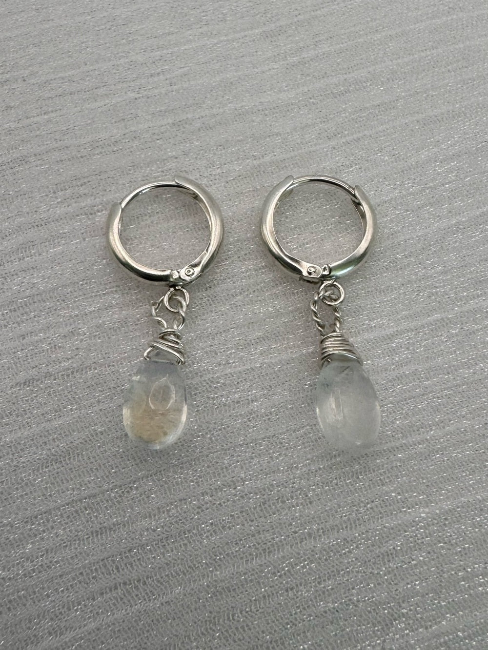 H6050 Sterling Silver Moonstone Huggies
