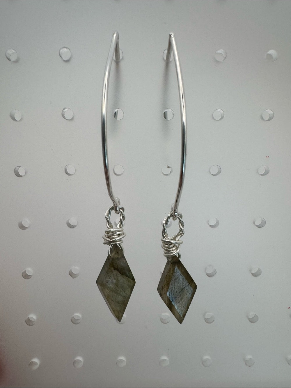 HT050 Labradorite Hook Threaders