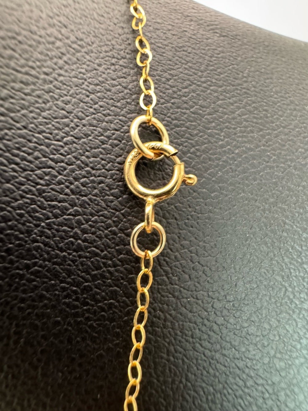N372 Labradorite Gold Necklace