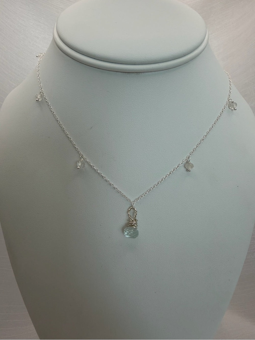 N033 Aquamarine & Clear Quartz Stationary Necklace