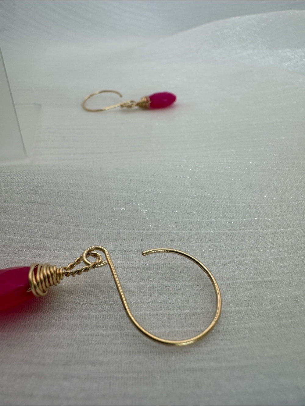 HT0500 Pink Chalcedony Teardrop Gold Earrings