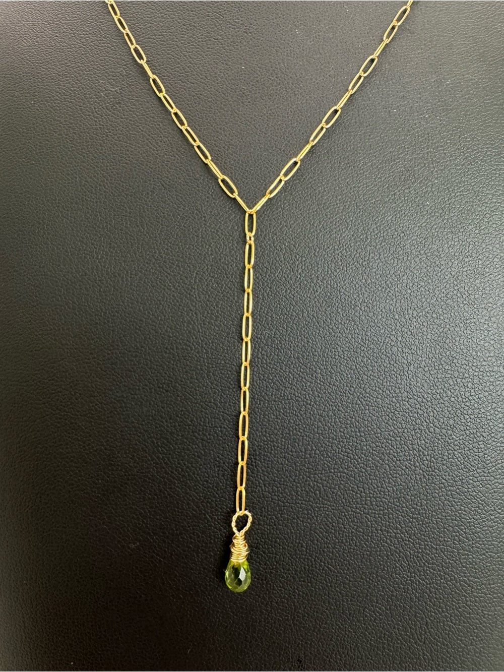 L032 Peridot Lariat Paperclip Necklace