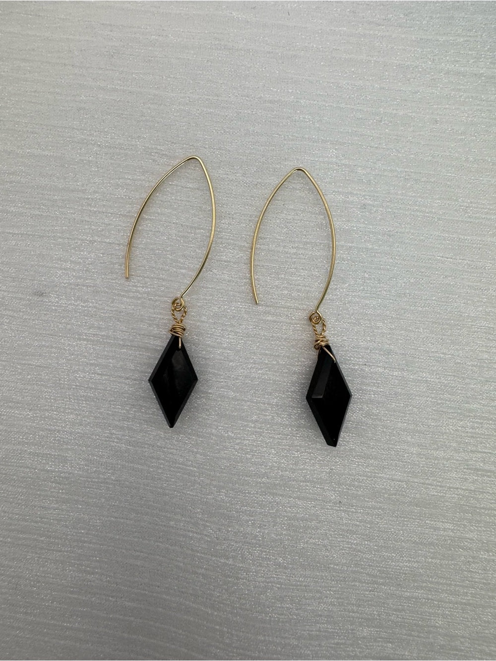 HT081 Black Onyx Hook Threaders