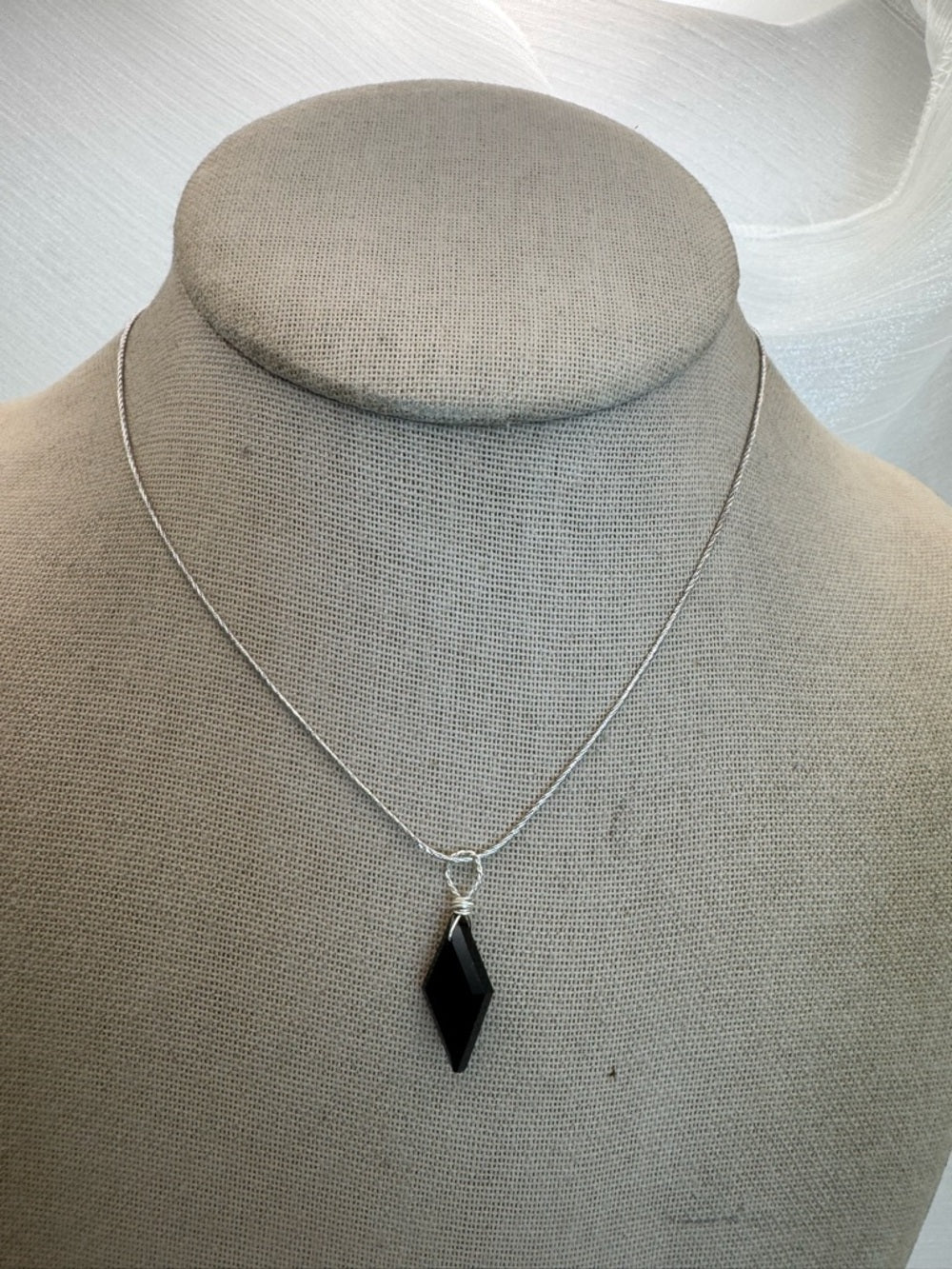 N084 Black Onyx Diamond Shaped Silver Necklace