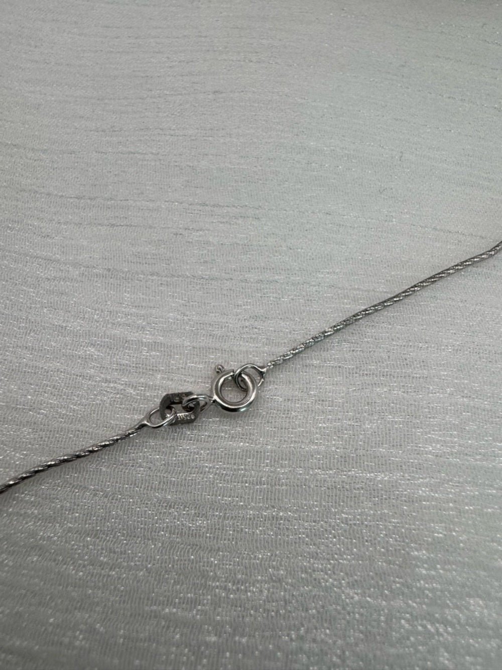 N083 Labradorite Diamond Shaped Silver Necklace