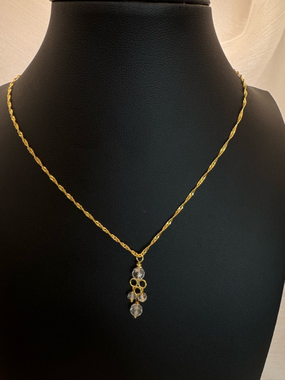 N088 White Topaz Gold Necklace