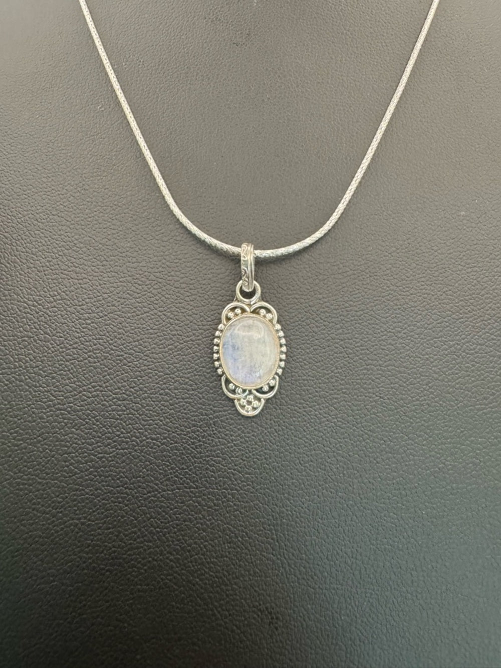 Moonstone Frame Pendant (S925)
