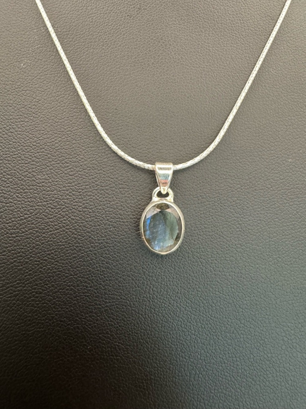 Labradorite Oval Pendant (S925)