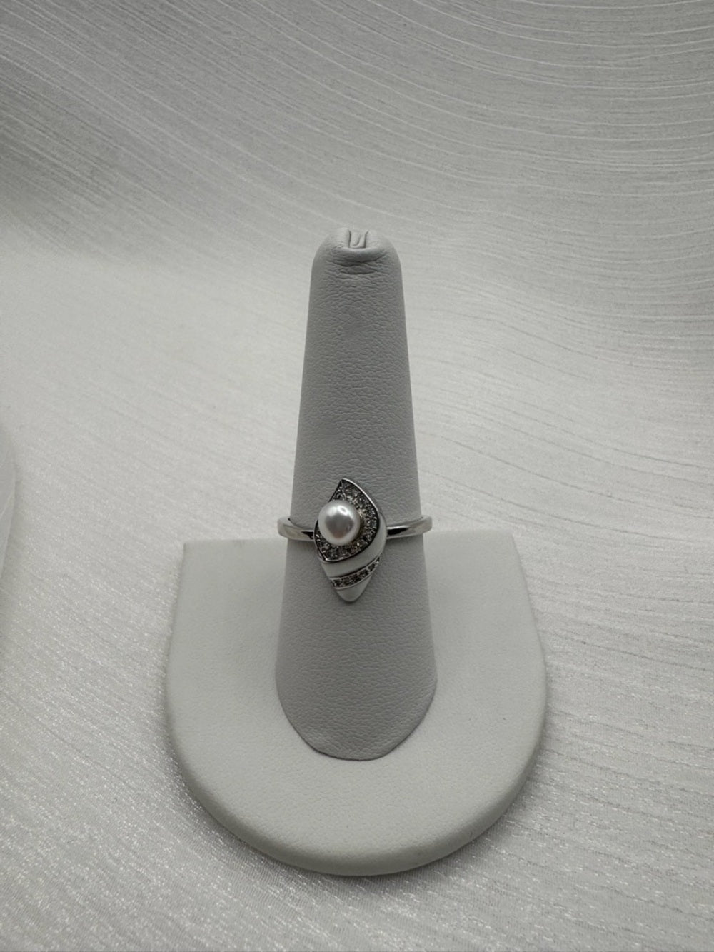 Freshwater Pearl Pavé Shell Ring