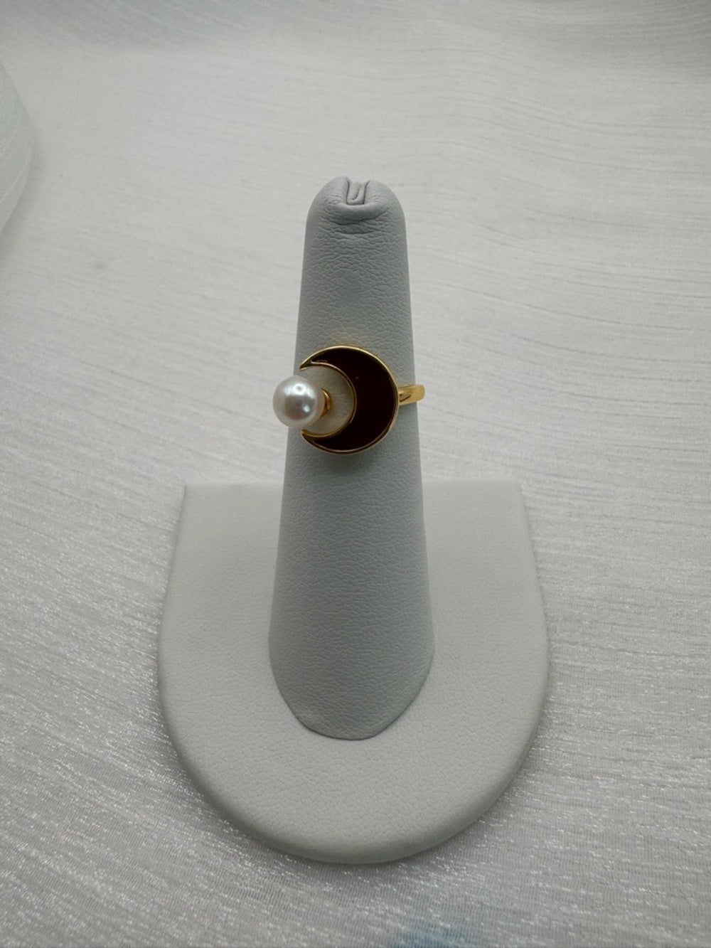 Freshwater Pearl Red Moon Ring