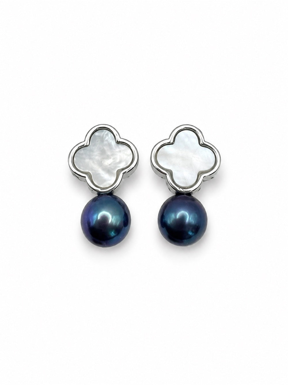 Luna Clover Pearl Earrings