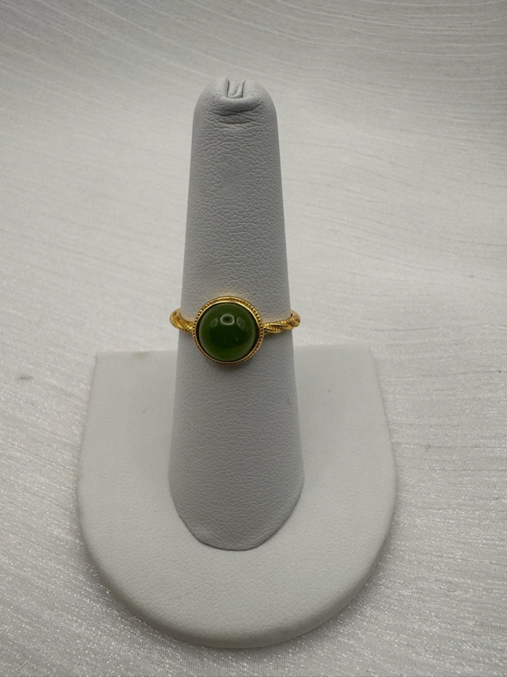 Jade Round Twist Ring (S925)