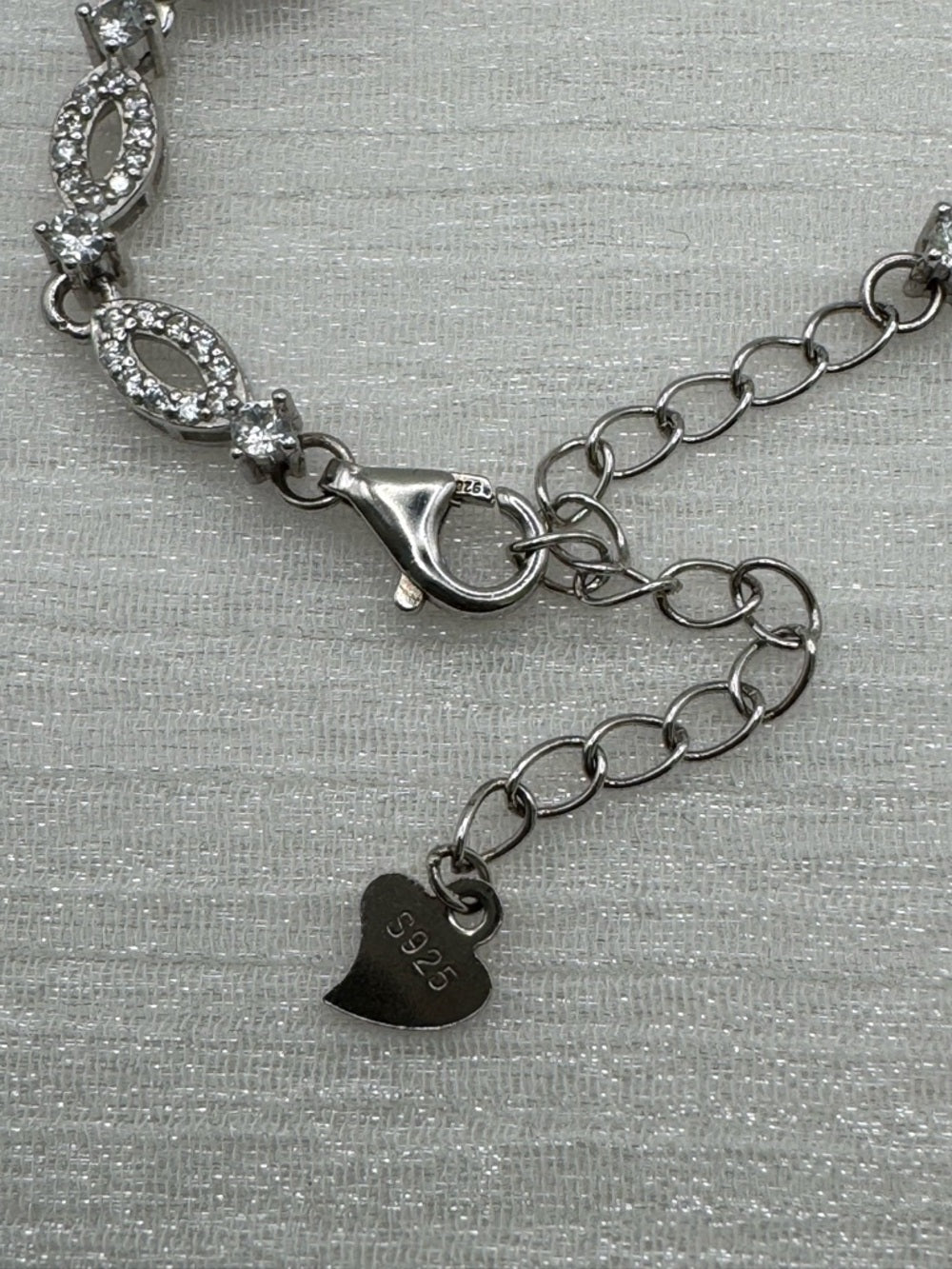 #B28 Ruby Butterfly Bracelet (S925)