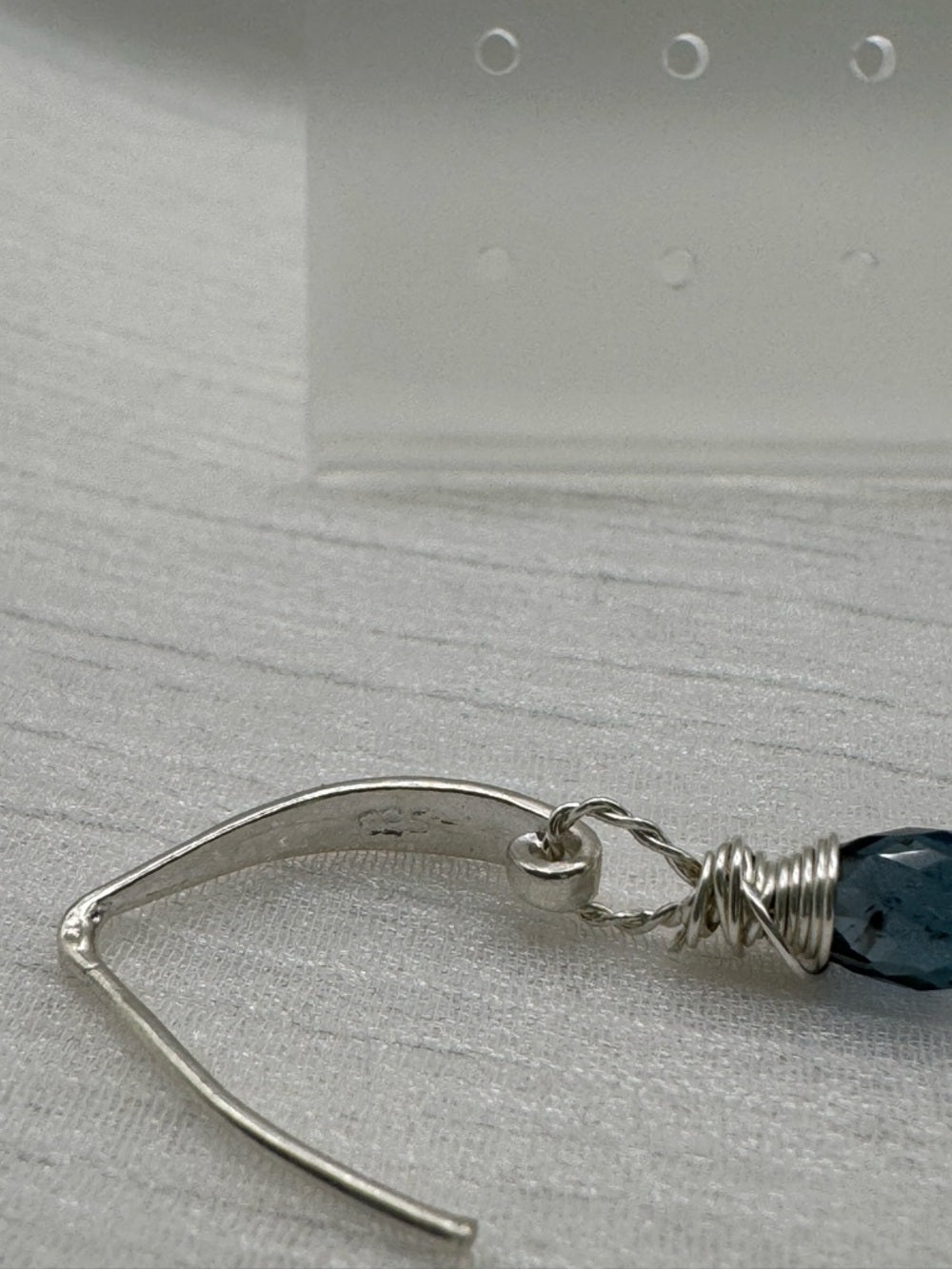 Hk0061 London Blue Topaz Hammered Hook Earrings (S925)