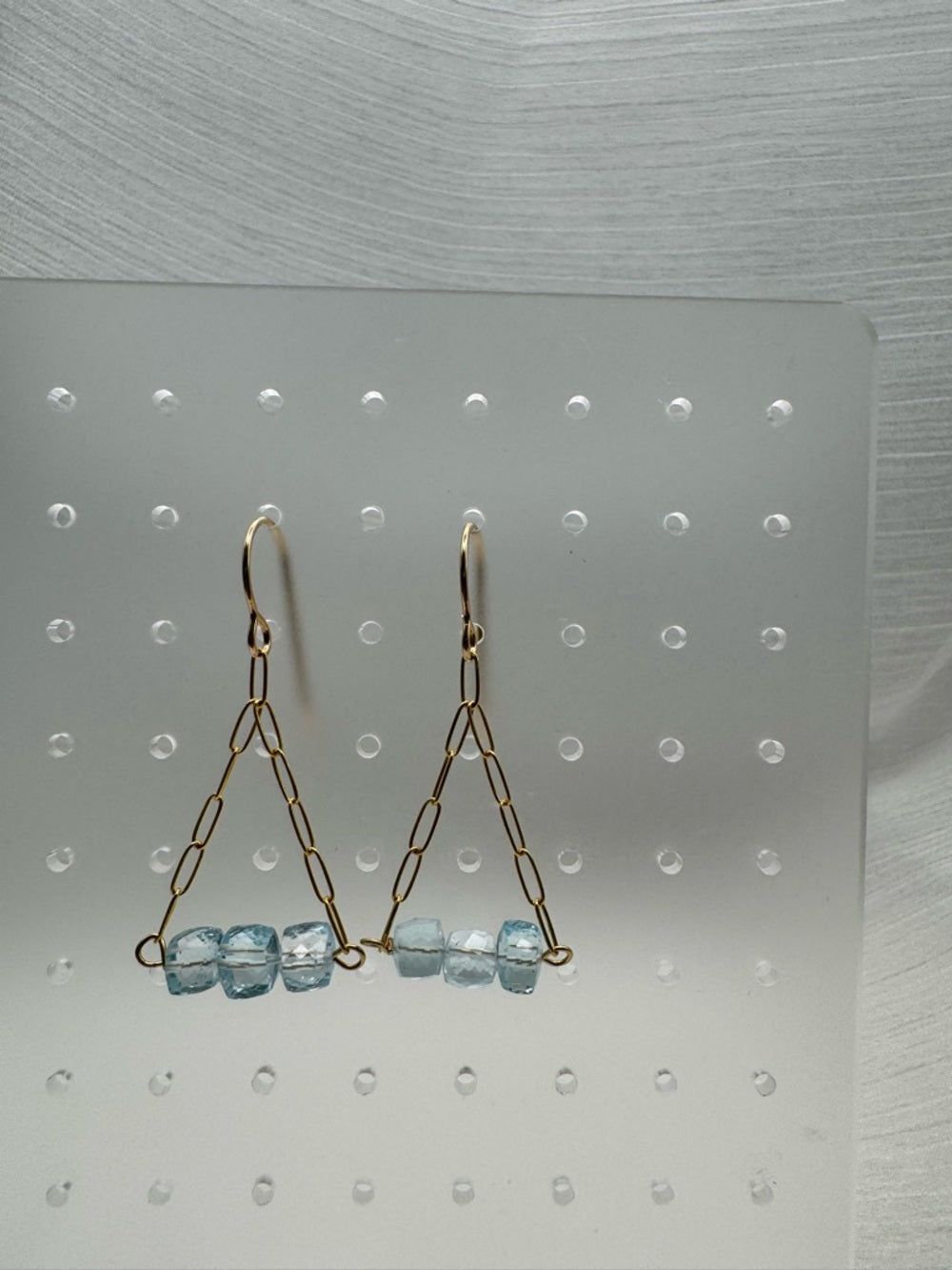 HK0081 Blue Topaz Swing Gold Earrings