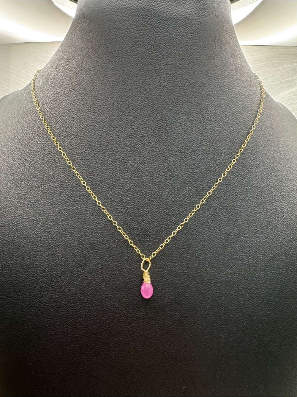 N0028 Pink Sapphire Gold Necklace