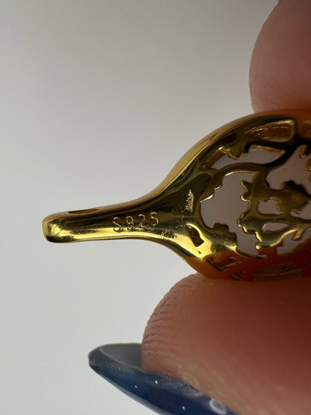 #P36 Jade Oval Pendant