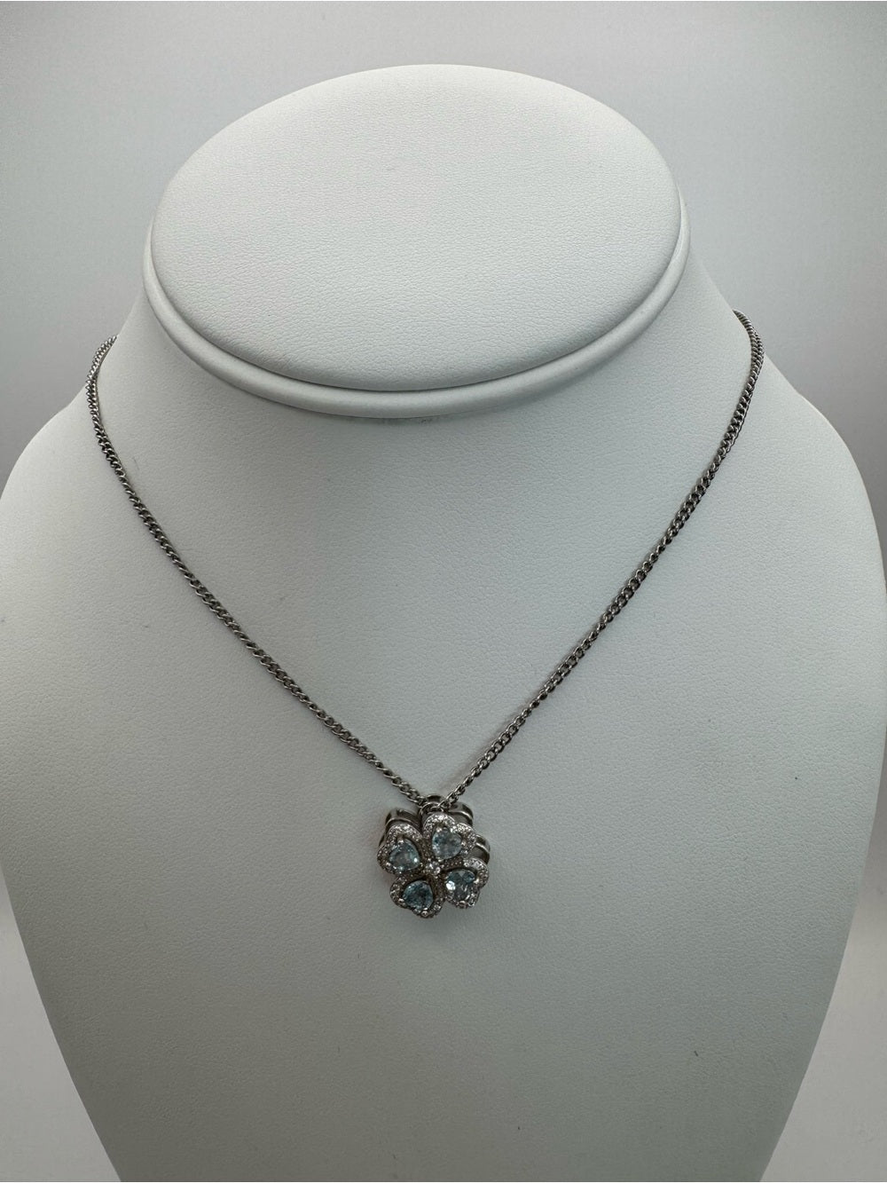 #P43 Aquamarine Spinning Clover Pendant
