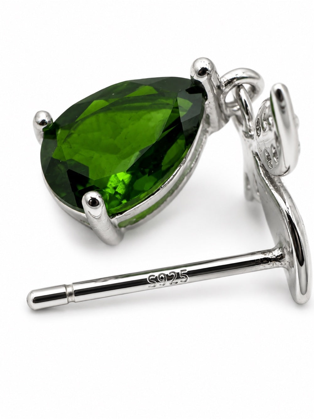 #E37 Chrome Diopside Leaf Drop Earrings