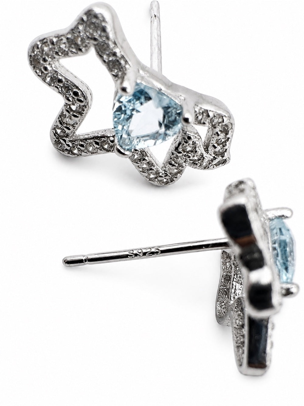 #E39 Aquamarine Heart Icicle Stud Earrings