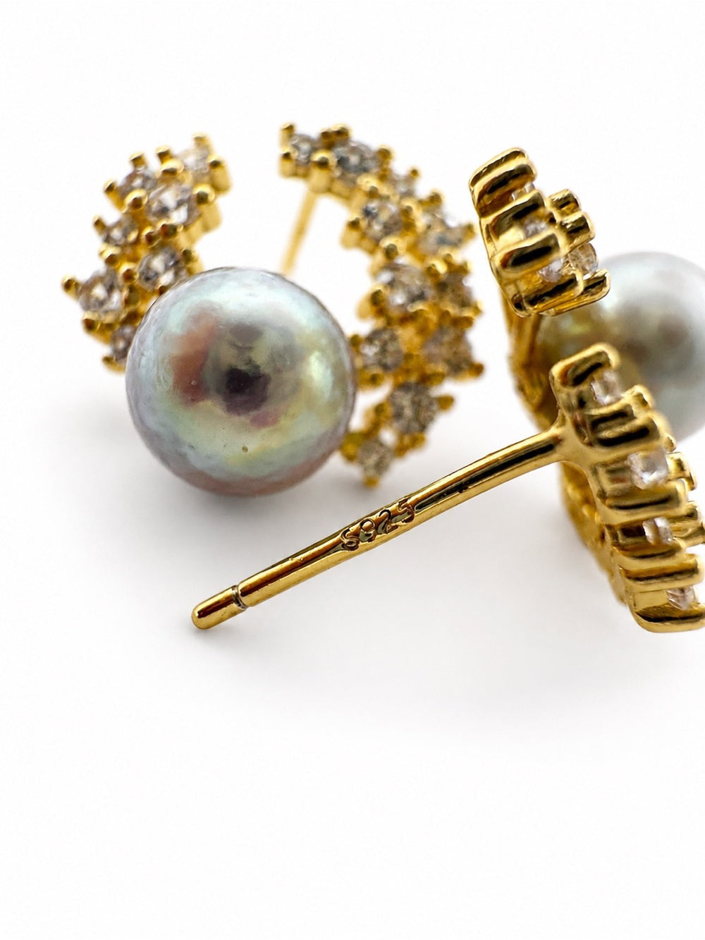 #E54 Starlit Moon Pearl Stud Earrings
