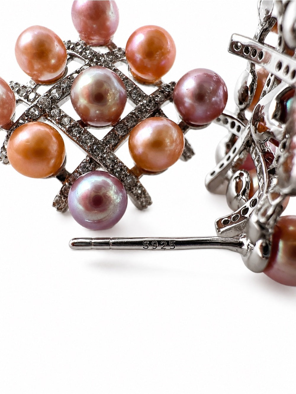 #E86 Pearl Garden Trellis Earrings