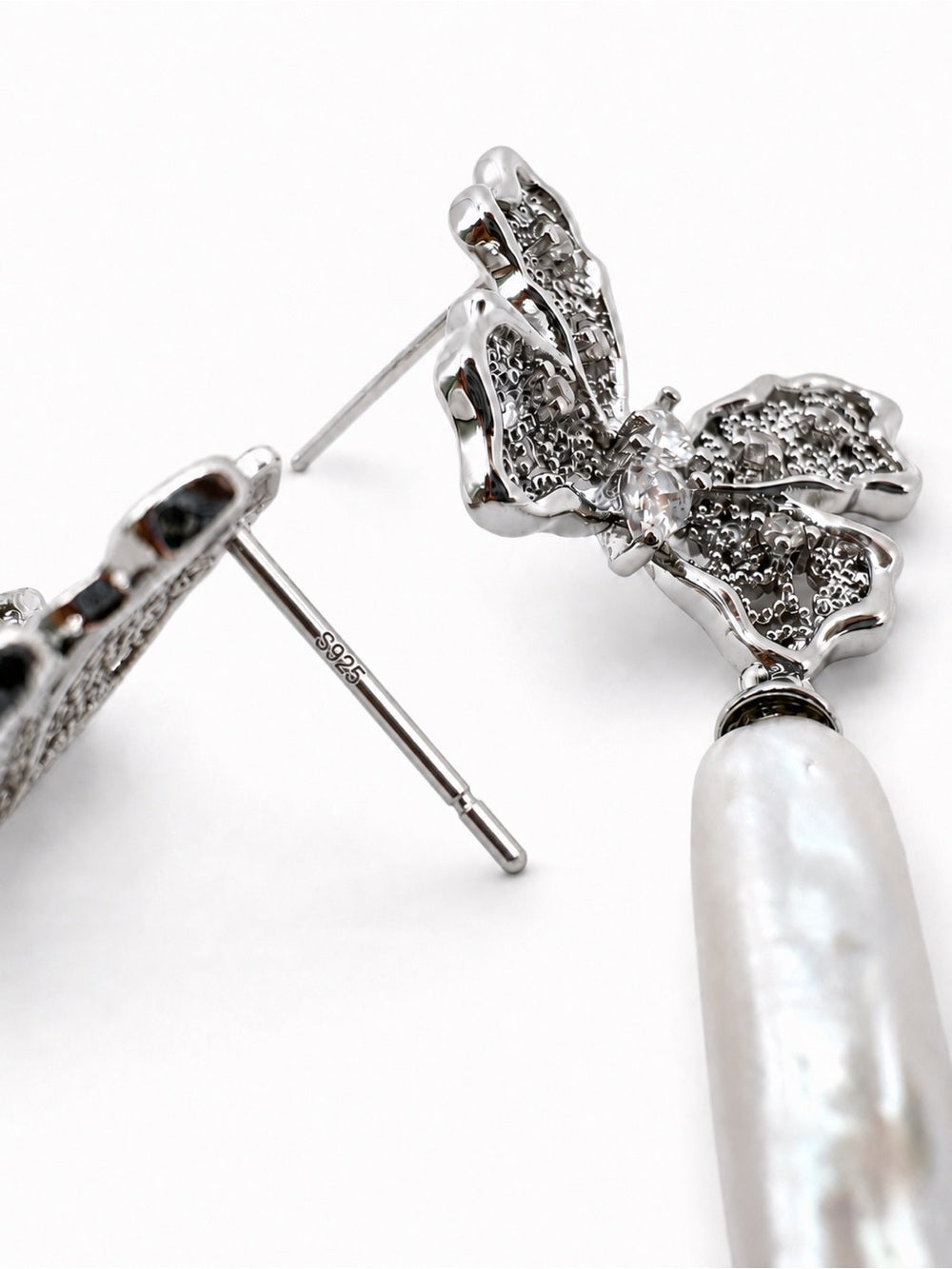 #E75 Ghost Butterfly Pearl Drop Earrings