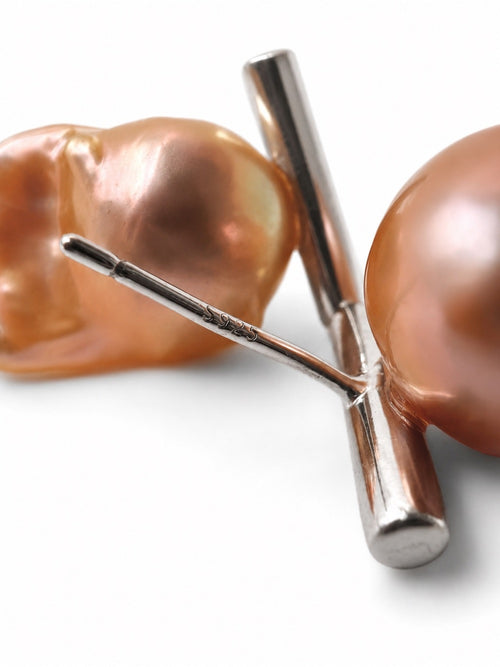 #E85 Rosé Pearl Monolith Stud Earrings