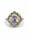 #R25 Mother Of Pearl Moonstone Veil Ring