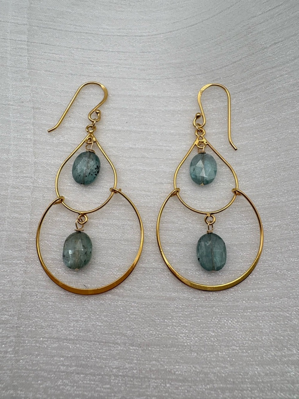 HK28 Kyanite Gold Hook Chandelier Earrings