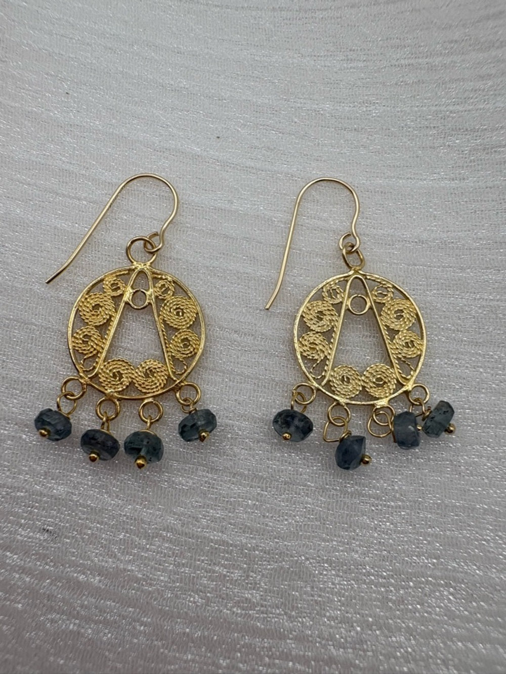 HK26 Moss Kyanite Lace Gold Hook Earrings