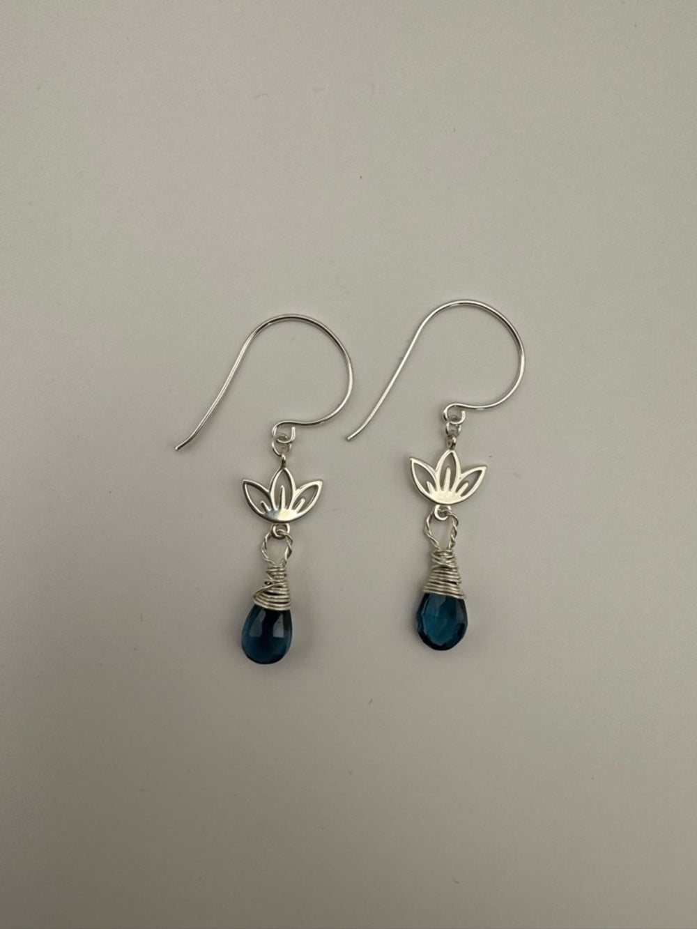 HK10 London Blue Topaz Lotus Dangle Earrings (S925)