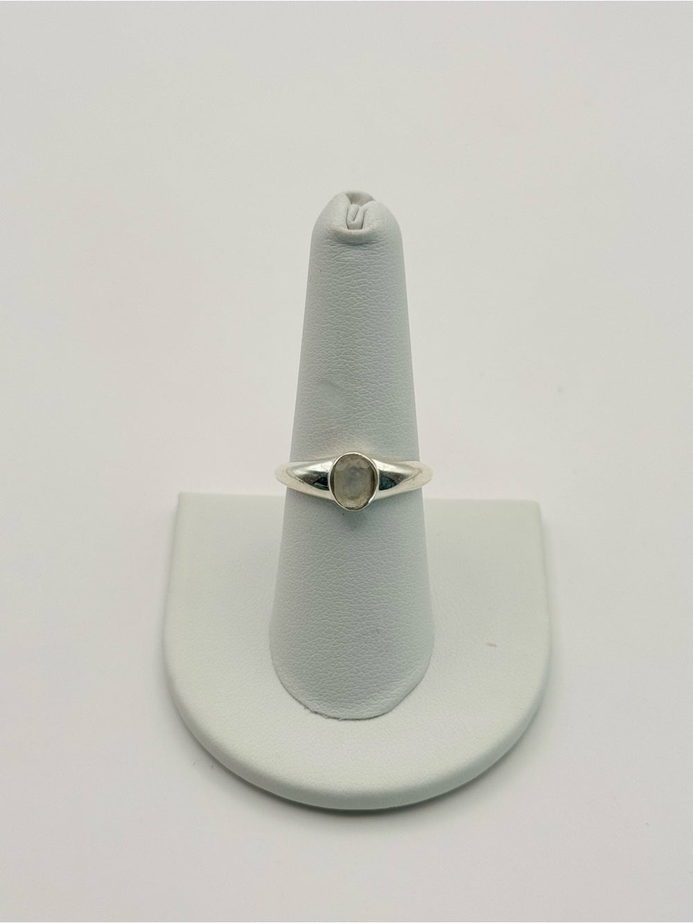 Moonstone Oval Ring (S925)