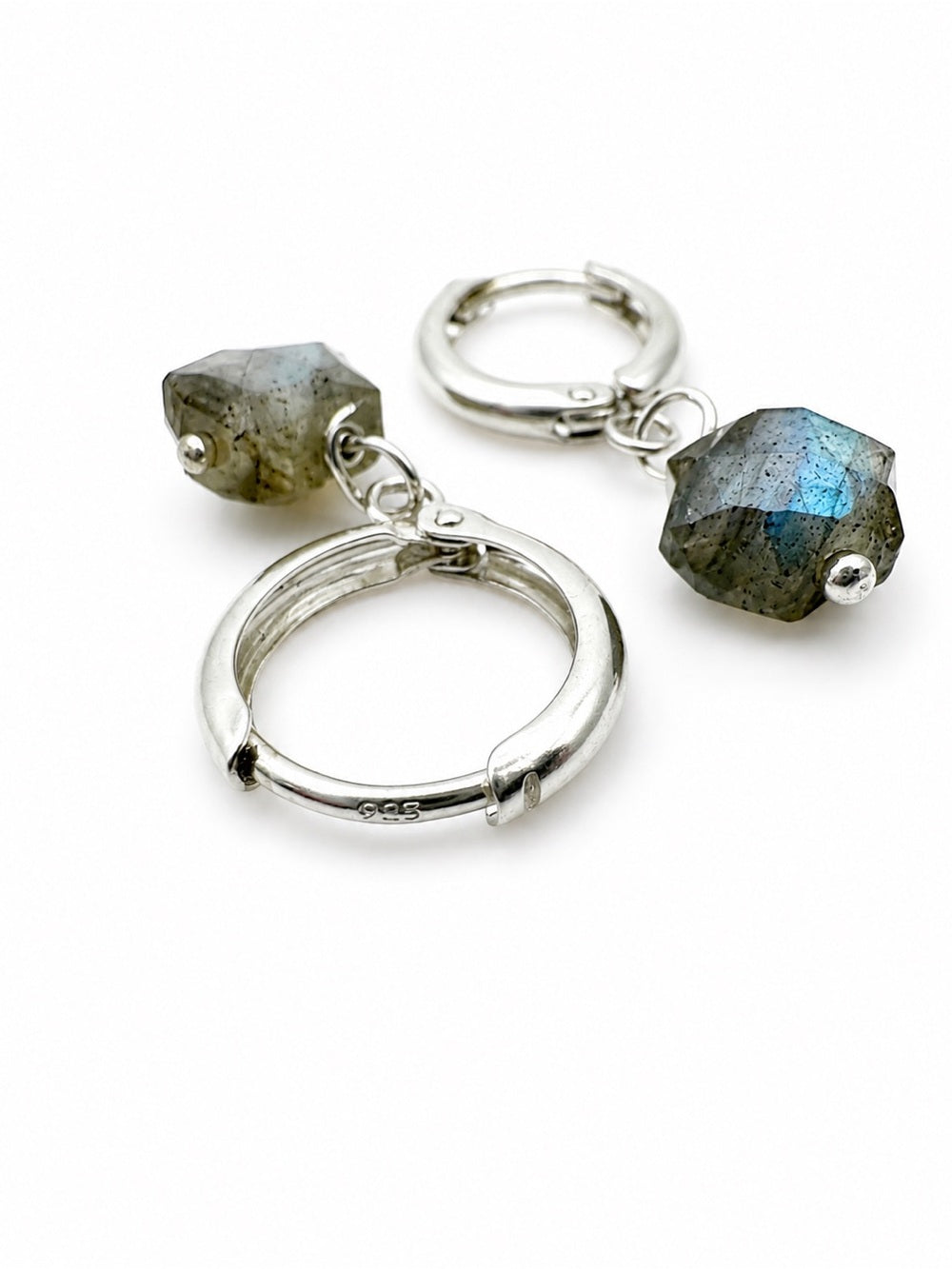 HG25 Labradorite Star Huggies