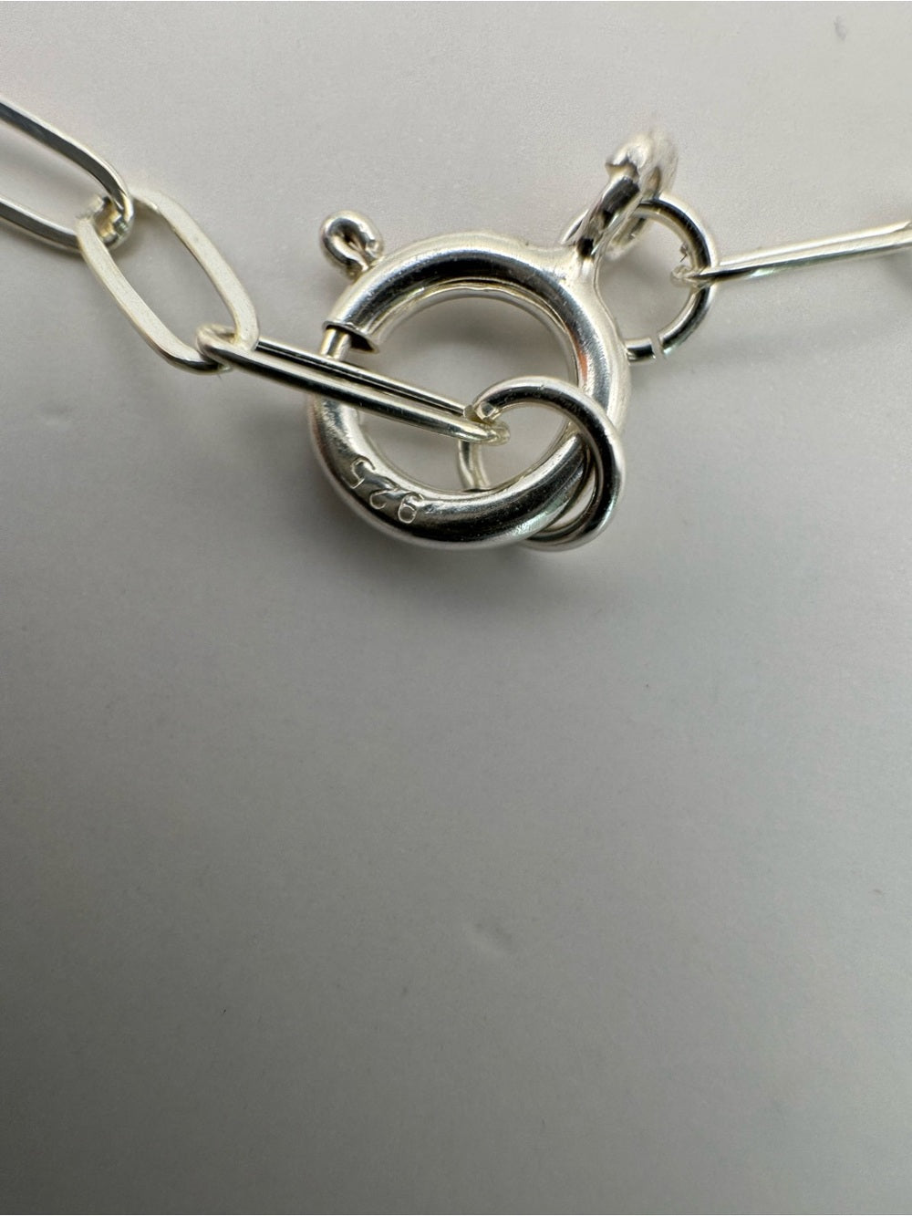B65c Sapphire and White Topaz Paperclip Bracelet (S925)