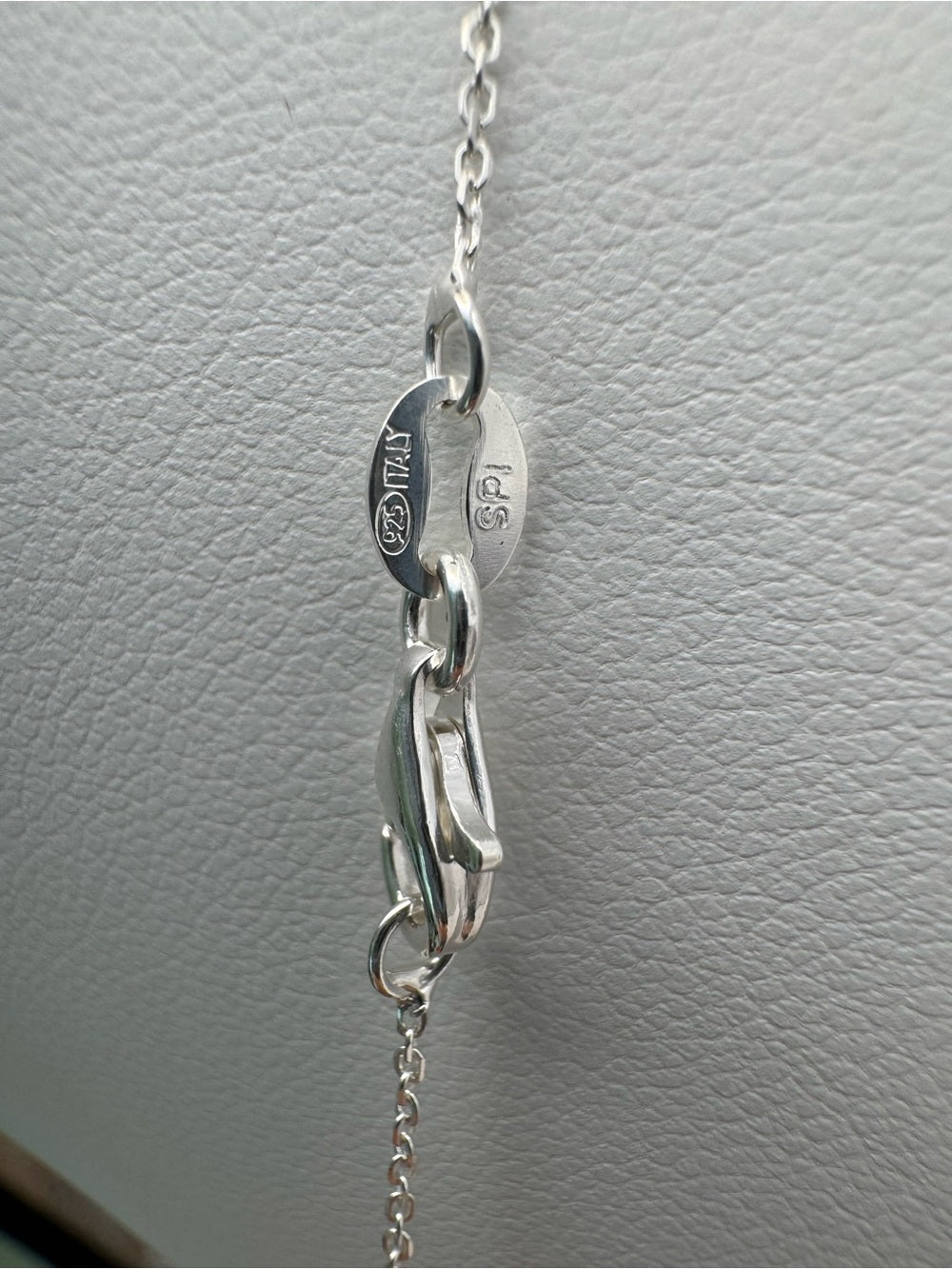 N51 Moonstone Round Bar Necklace (S925)