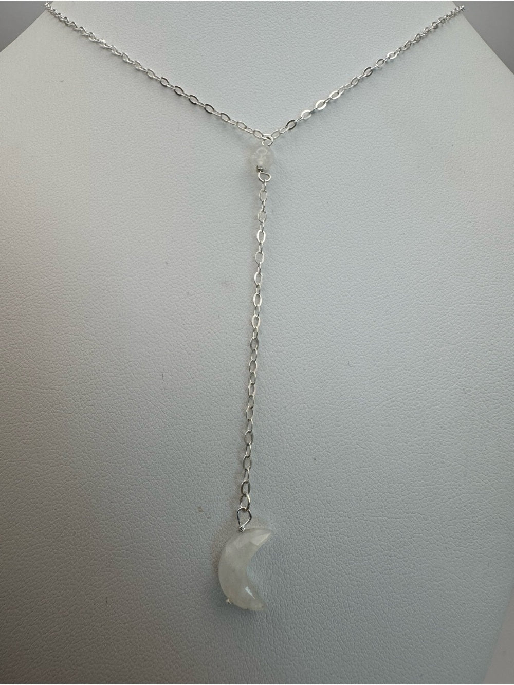 L10 Moonstone Moon Lariat (S925)