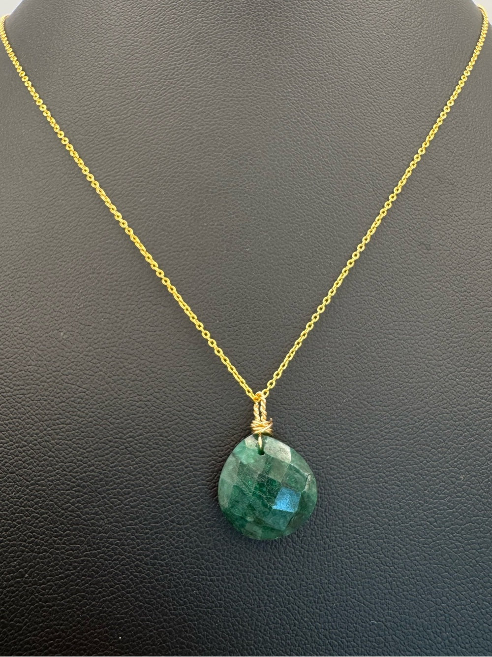 HK9710 Emerald Wrapped Necklace (S925)