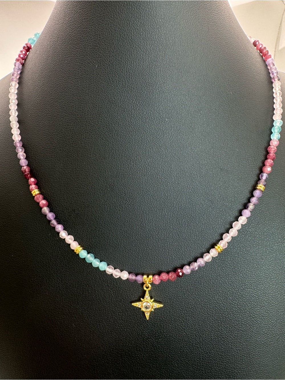 Lucent Necklace (#EN38)