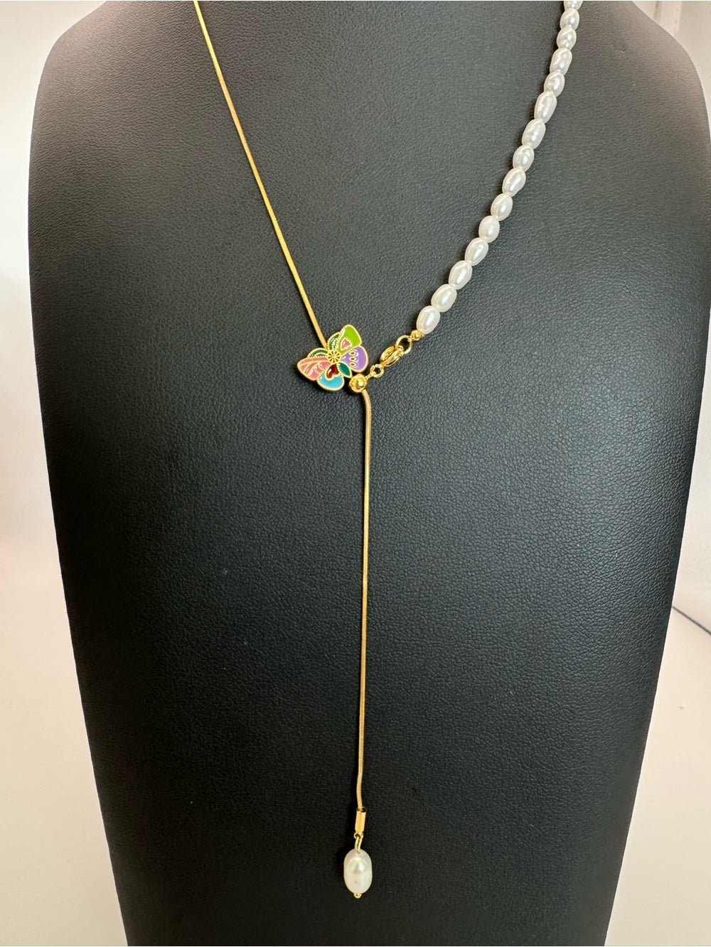 Freshwater Pearl Butterfly Necklace (#EN87)
