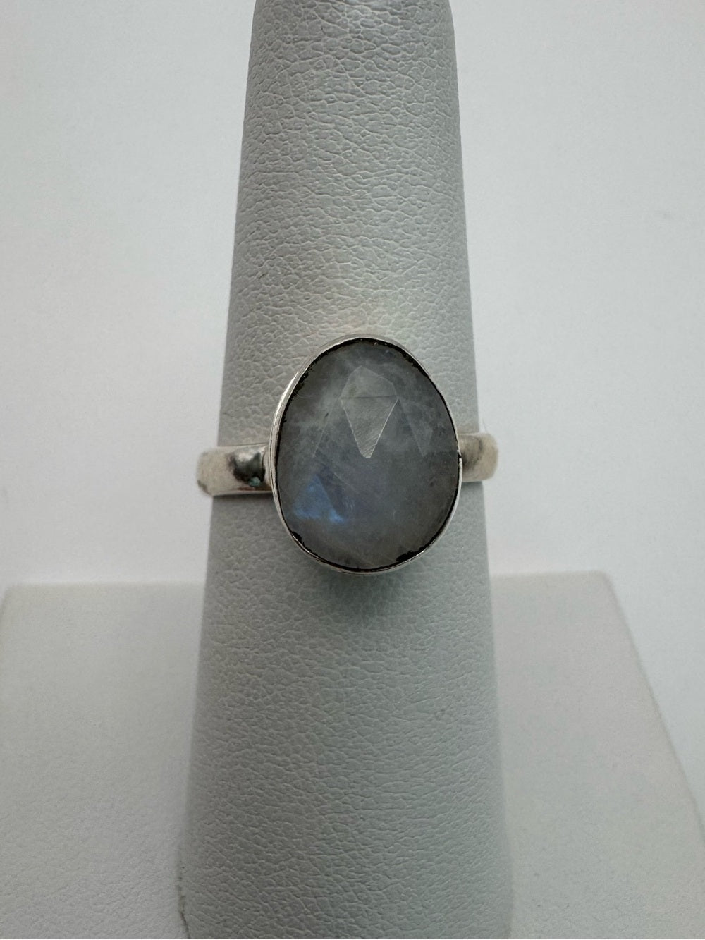 Moonstone Oval Faceted Ring (S925)