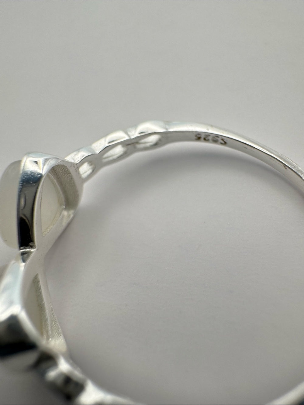 Luna Jade Bow Ring (#R77)