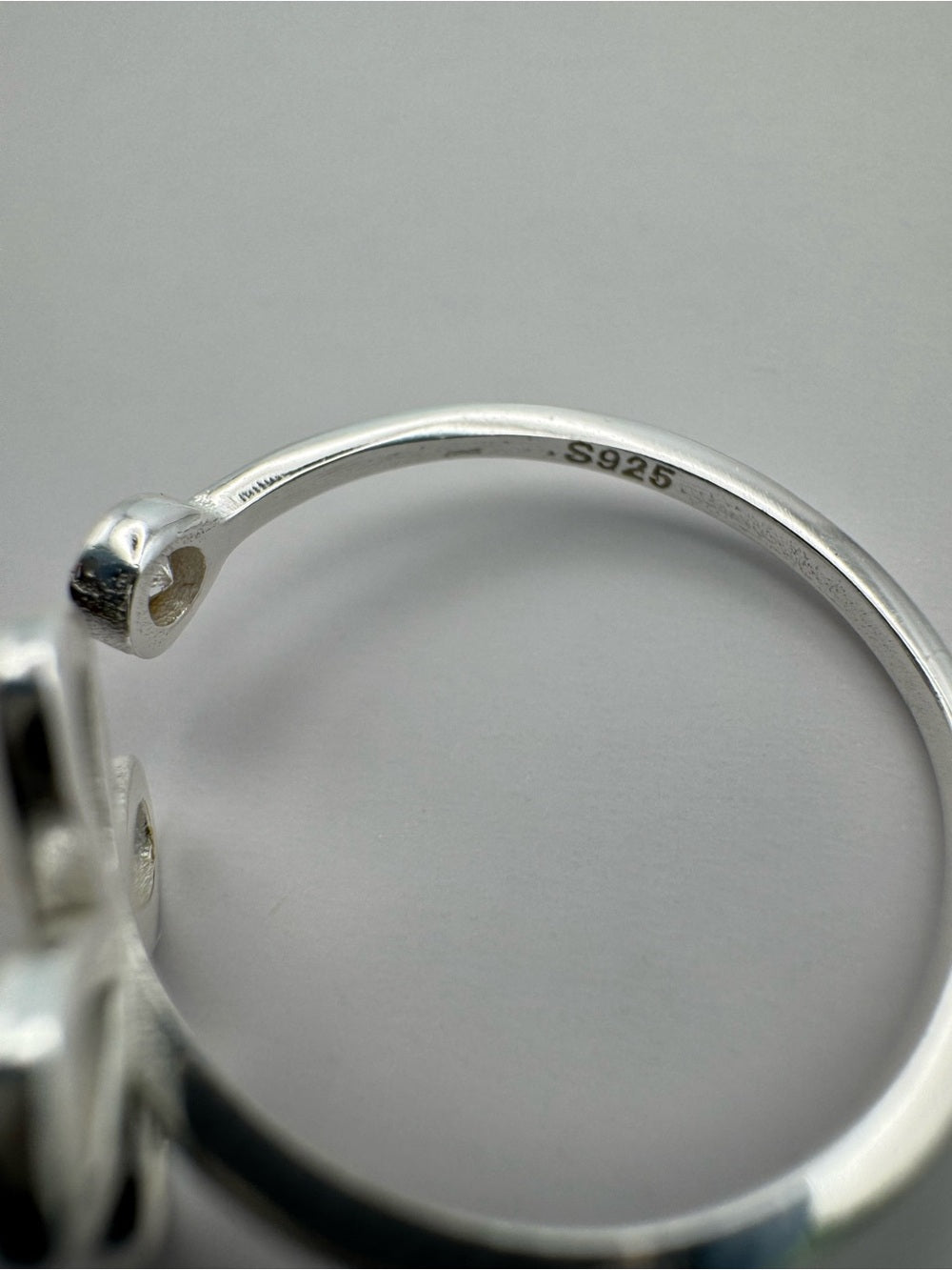 White Jade Flower Ring (#R73)