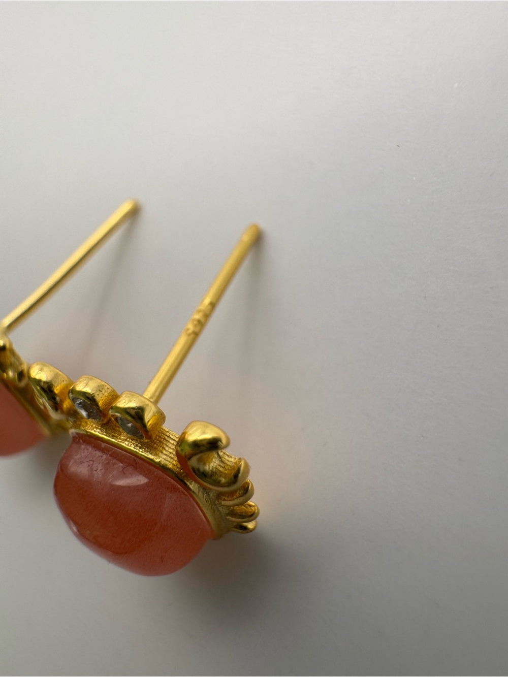 Coral Crab Stud Earrings (E96)