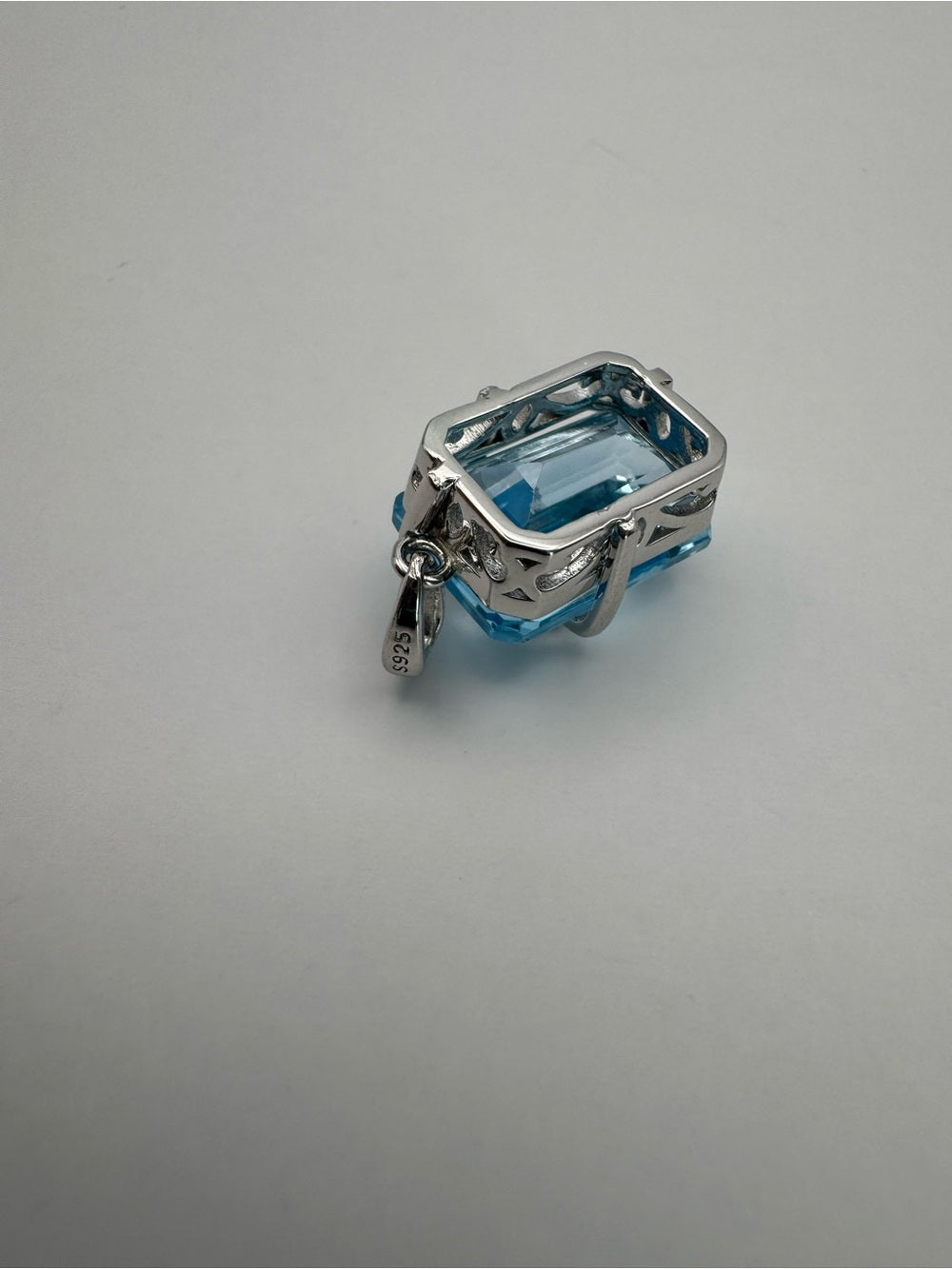 Blue Topaz Present Pendant (#P93)