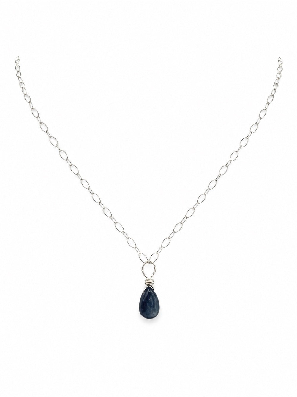 Nb89 Kyanite Cabochon Necklace